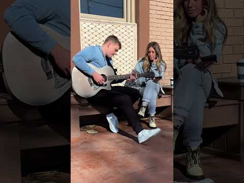 I’m only 98% sure this wasn’t Miley herself 😅 #music #talent #mileycryus