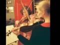 Romeo's Seance - Tini Kainrath - StringFizz