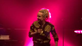 Leslie Clio -LIVE- "My Heart Ain’t That Broken" @Berlin May 28, 2015