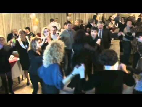 FORMATIA DUNAREA REVELION 2011-2012- PADOVA, RESTAURANT FONTANE BIANCHE.avi