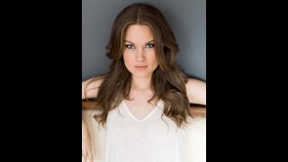 Too Opinionated Interview: #174: Anna Van Hooft video