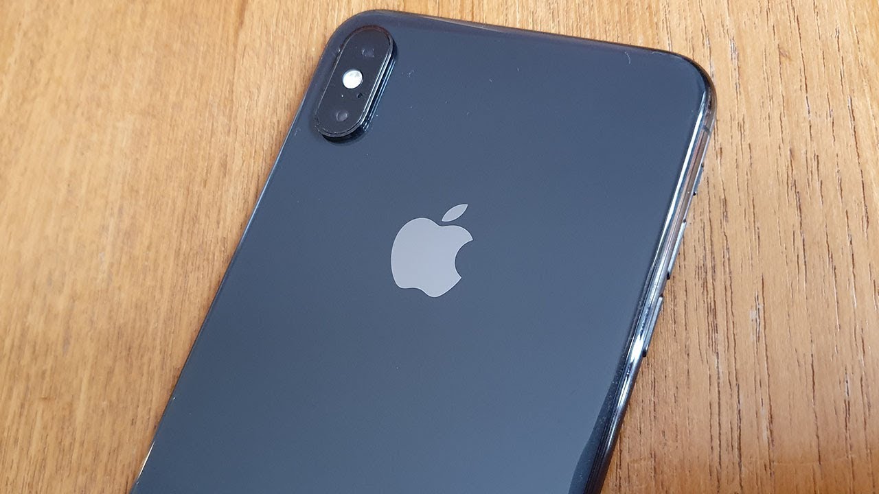 Is Iphone XS Max Worth Buying In 2021?