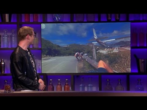 De Headlines van dinsdag 12 april 2016 - RTL LATE NIGHT