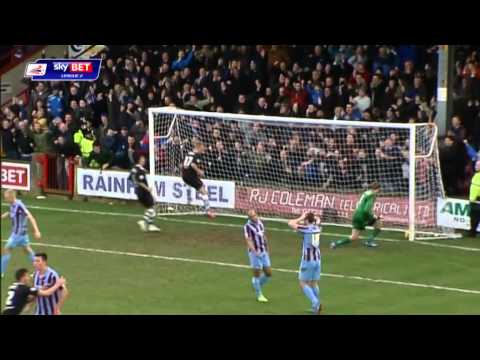 Scunthorpe United vs Chesterfield - League Two 2013/14