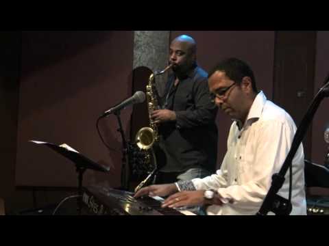 Greg Manning live at Spaghettini Jazz & Grill in Los Angeles, CA