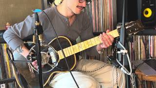 Video thumbnail for Mississippi Delta Blues Jam in E on 100 Year Old Parlor Guitar by Ian Ross Cohen