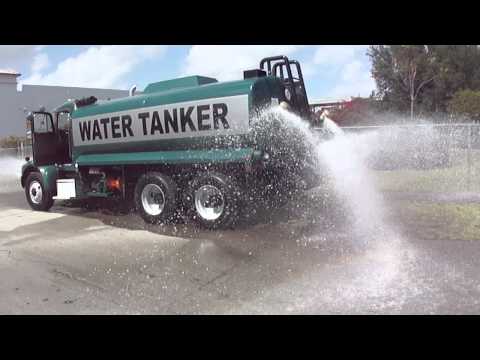 Water tanker truck