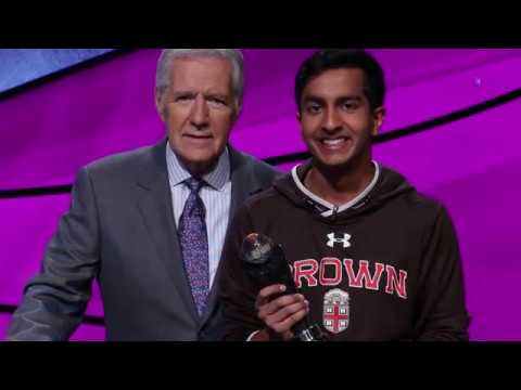 In final moment of tournament’s Final Jeopardy, Brown student turns money into love