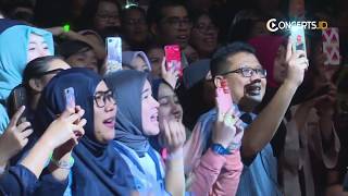 TULUS!! LANGIT ABU-ABU &quot;INTIMATE NIGHT WITH TULUS&quot; #Concerts