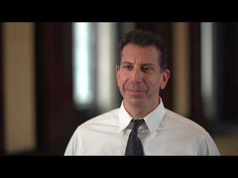 Meet Dr. Christopher Bono, Executive Vice-Chair of Orthopaedic Surgery at Mass General