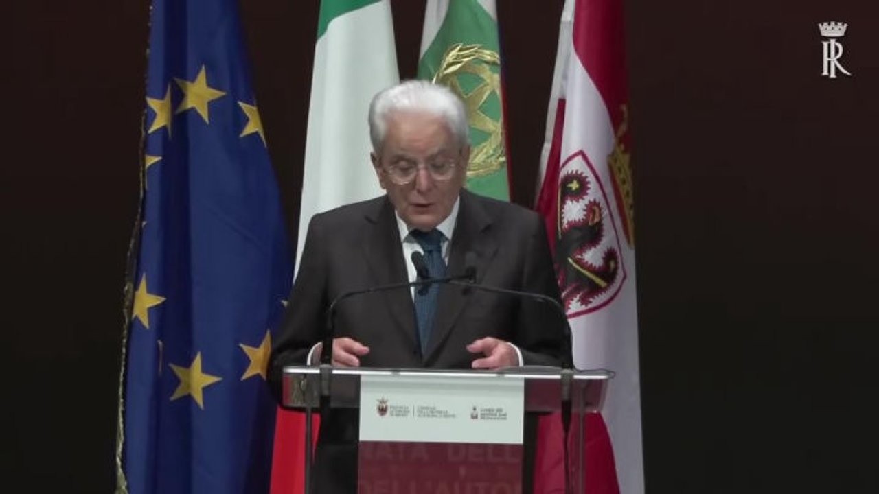 Mattarella a Trento: Repubblica e autonomia sono strettamente collegate tra loro