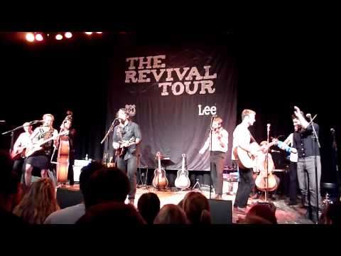 The Revival Tour - Emily Barker & Chuck Ragan - Fields of June (Freiheiz München, 04.11.12)