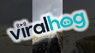 faze tari spuma pe plaja