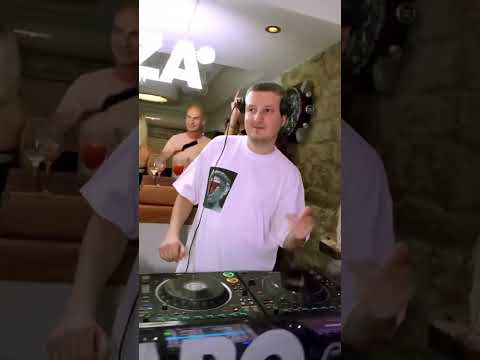 Goom Gum #dj #nightclub #party #housemusic #music #mix #dancing #club #djmix #rave #techno #ibiza