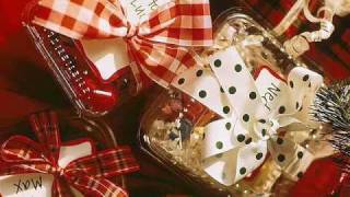 Raul Malo: I Don&#39;t Need Anything For Christmas