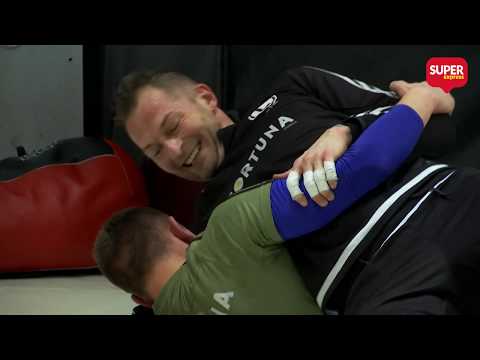 Piłkarze Legii BIJĄ SIĘ jak w MMA