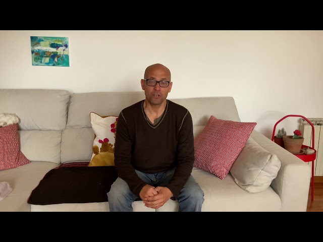 Vídeo relacionado con Principios y práctica de la terapia de artes expresivas: Hacia una estética terapéutica