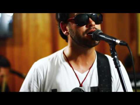 Banda Nevermind - I Want To Break Free (Queen)