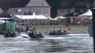 preview picture of video '20130727 Fallschirmspringen in Langenargen am Bodensee bei Uferfest'