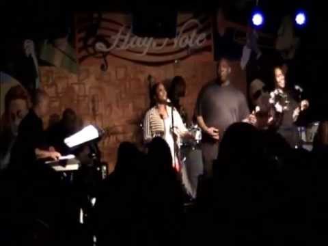 Umm Umm Good - Soul'A Movement - Live at the Half Note Lounge