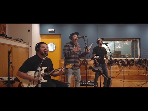 Efecto Pasillo – Chacho feat. O’Funk´illo (Videoclip Oficial)