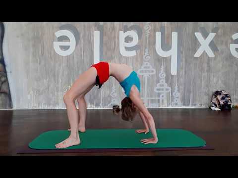 Yogapraxis für Geübte! Der Schulterstand-Pflug-Rad-Fisch- Zyklus