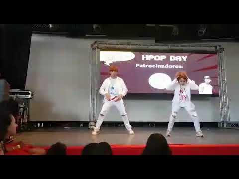 Stray Kids "Grrr" cover by Math e Bia - Sesc Geek I 2019