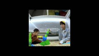 Download lagu Not Jin Cheating Even With A 3 Years Old Kid!🤣||#Jin #Shorts mp3