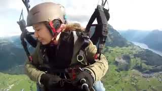 preview picture of video 'Paragliding Fronalpstock with Sasha'