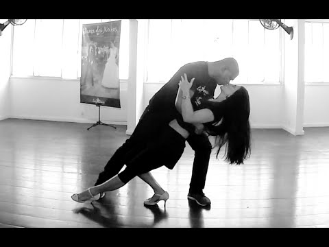 Coreografia linda e simples de Dança dos Noivos com "Perfect"!