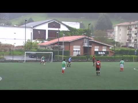 BERRIATUKO F.T. 2:2 Gernika Sporting F.T. (Ibarra, 2014/04/26) - www.leartigol.com