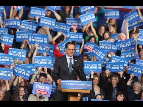 Matt Dunne Opens for Bernie Sanders in Essex Jct.