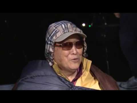 2012/04/12 - HDH and Fishing - Father released a captured carp