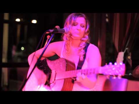 Deena Maddox - Summer Nights Live @ Siena Italian