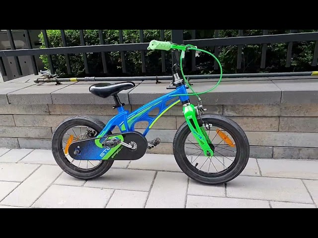 Children Bicycle + Helmet in Kids in City of Toronto