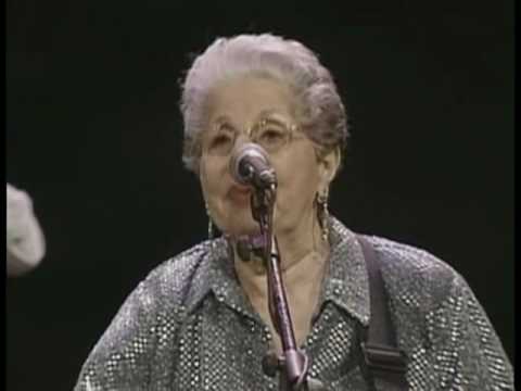 Por medio peso - Hermanas Marquez