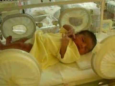 my son in new born baby chamber