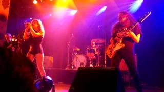 Best Coast - I Don't Know How - 9/18/15 Metro
