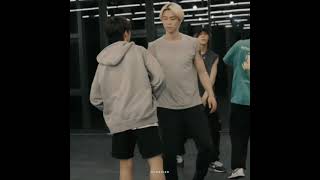 Download lagu taeil hyung rasa maknae 😣#nct mp3 Download lagu taeil hyung rasa maknae 😣#nct mp3