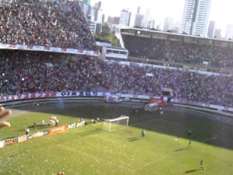 Santa 4 x 3 Guarany - CE. O santa cruz entrando no em campo