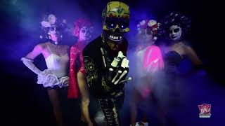 Hes back for the CocoBongoHorrorNights 