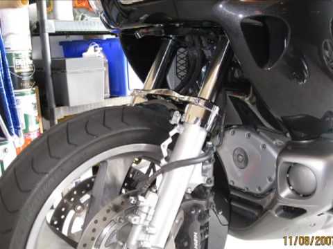 Gold Wing GL1800 - Kuryakyn Fork Brace Install Part#8615