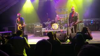 Toy Dolls - Intro+Fiery Jack+Cloughy Is A Bootboy (Rockmaraton, Hungary, 2018.07.10.)