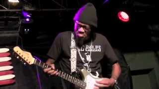 ''CHANGE IN ME'' - ERIC GALES,  live at Callahan's, dec 12, 2014