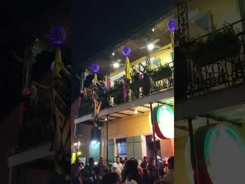 Play Video Youtube Video