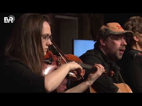 Svein í Prestgarði - Hann bankar eymliga