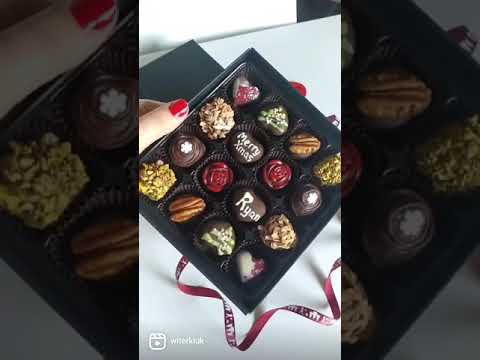 Artisan Vegan Chocolate Gifts. Vegan chocolate truffles. Free worldwide shipping. Witerki