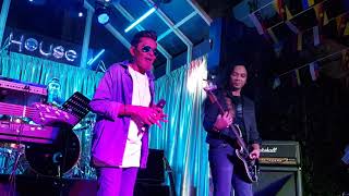 Download lagu KAMELIA - saleem cover Sweet Charity,power mp3 Download lagu KAMELIA - saleem cover Sweet Charity,power mp3