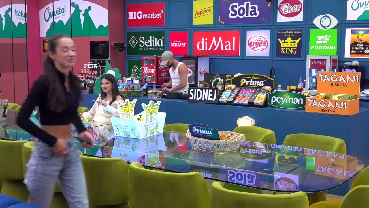 “Lajme dhe meme me mua nuk bën dot”/ Gjesti i përgjigjet Amberit: Ti meme je vetë