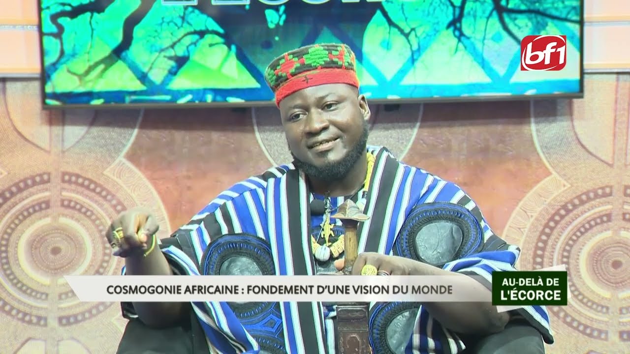 Le Chef traditionnel Songkogl-Naaba Kãoongo explique la conception traditionnelle du divin
